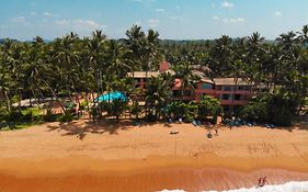 Oyo 246 Roy Villa Beach Hotel